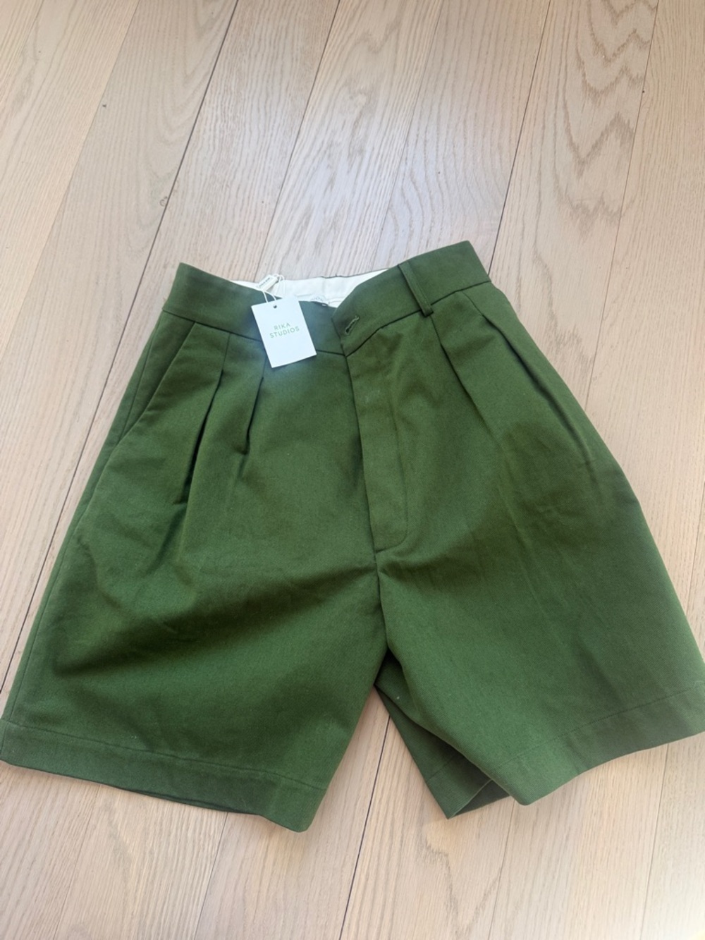 & Other Stories Olive Green Pleated Bermuda Shorts